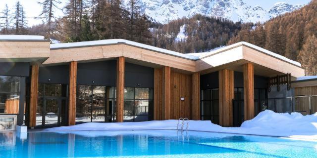 Vars, Appart Spacieux Renove 4 Couchages Dans Chalet Vars  Exterior photo